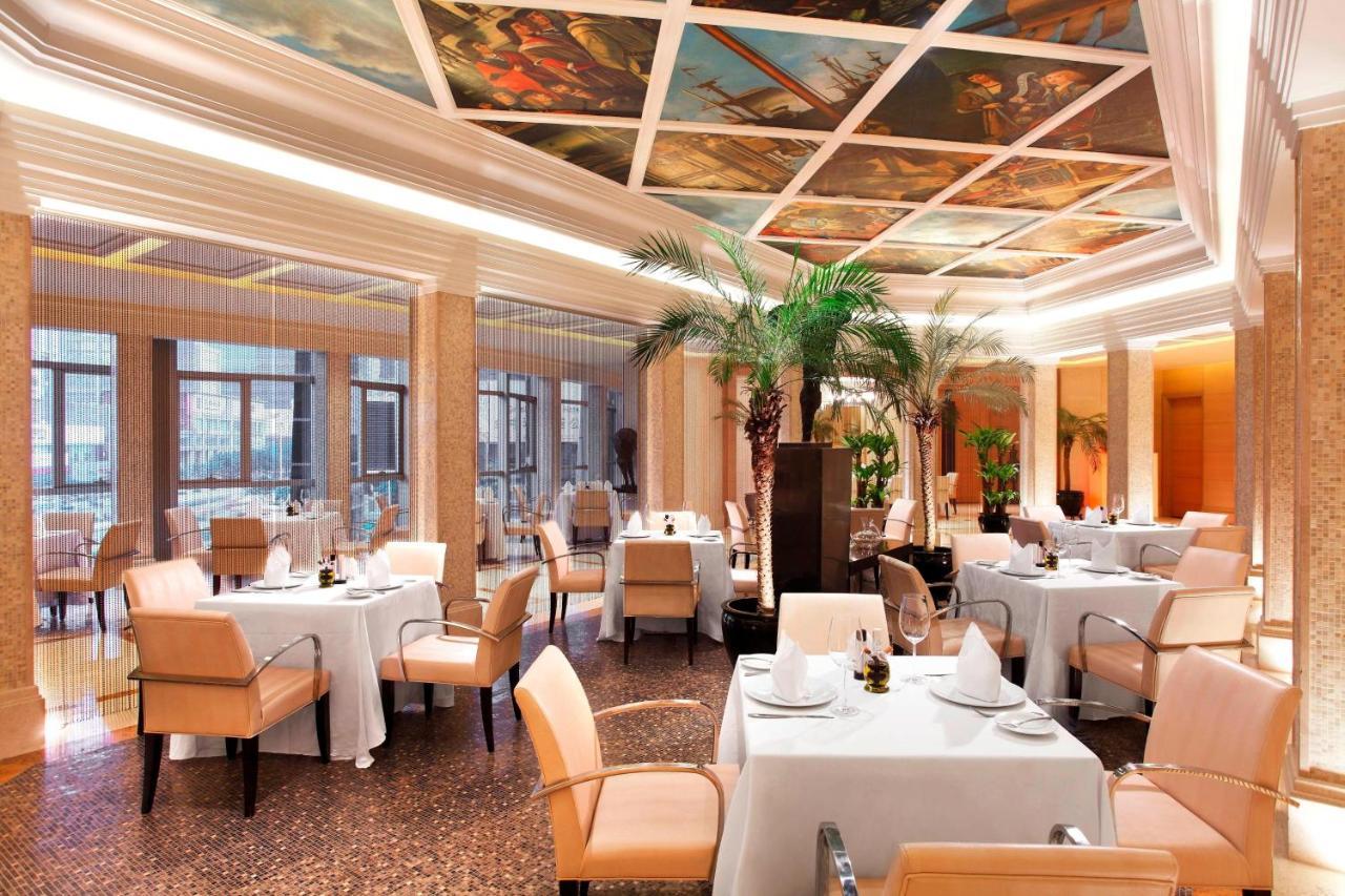 Sheraton Shenzhen Futian Hotel Esterno foto