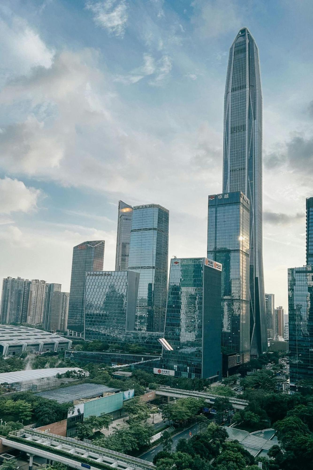 Sheraton Shenzhen Futian Hotel Esterno foto